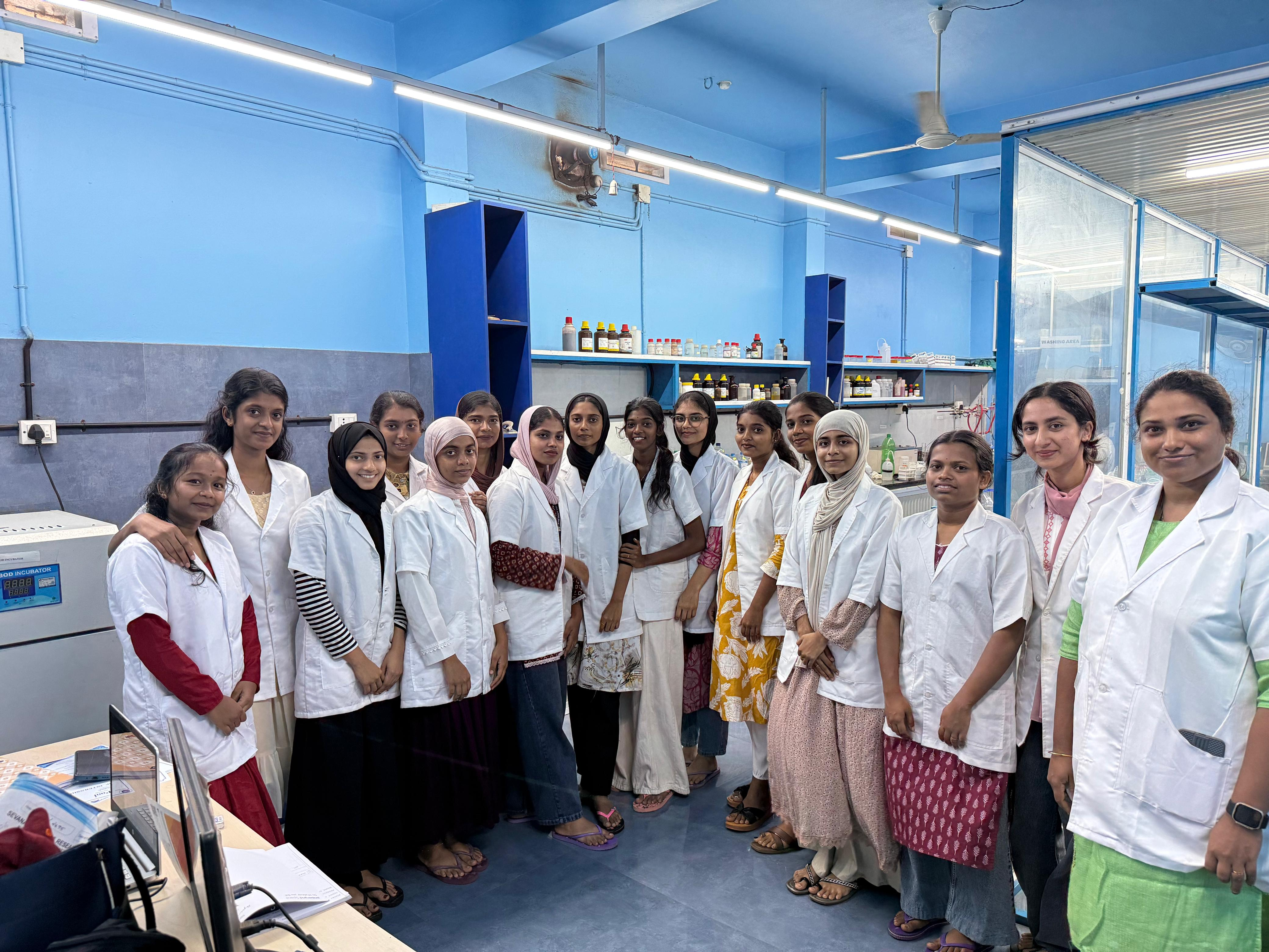 Our Interns working in Modern Biotech Laboratory